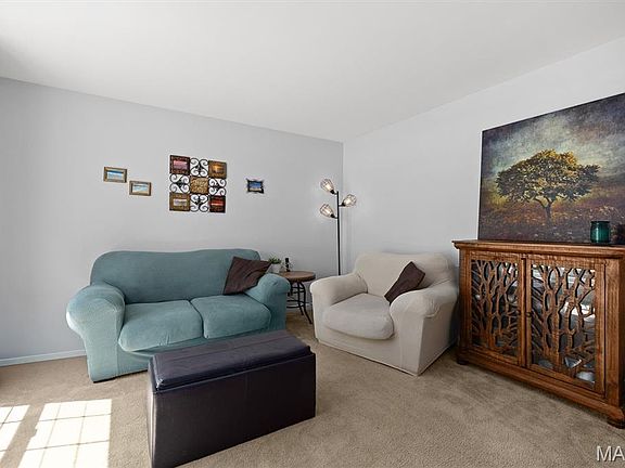 3rd image of 601 Westwick Ct