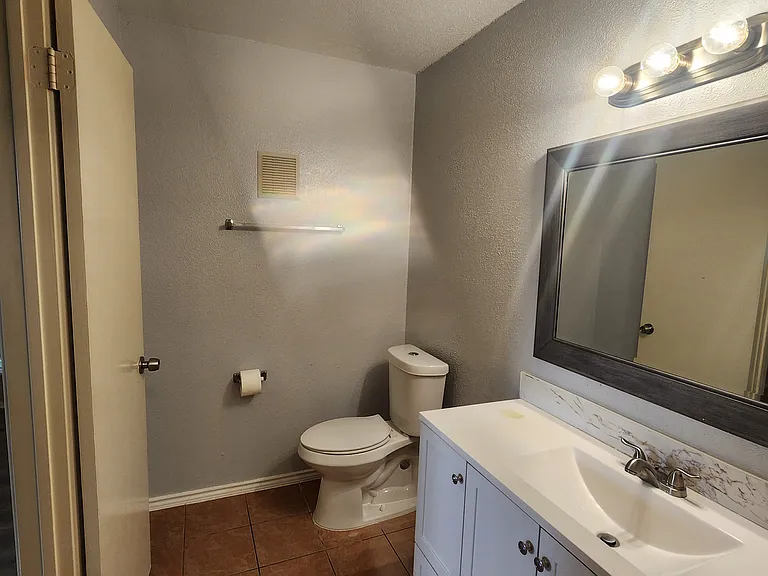 5665 Birchmont Dr #H — Photo 13