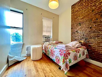 Rented by Doorway NYC, LLC