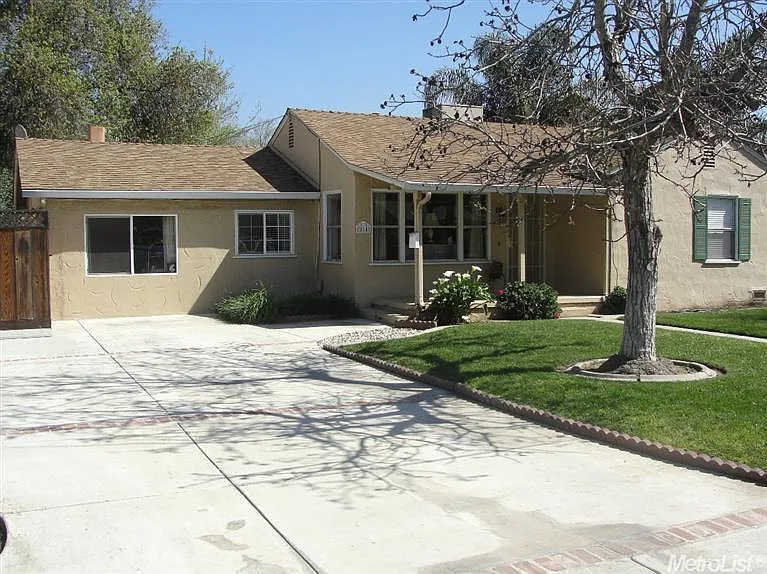 214 Rosina Ave photo 1