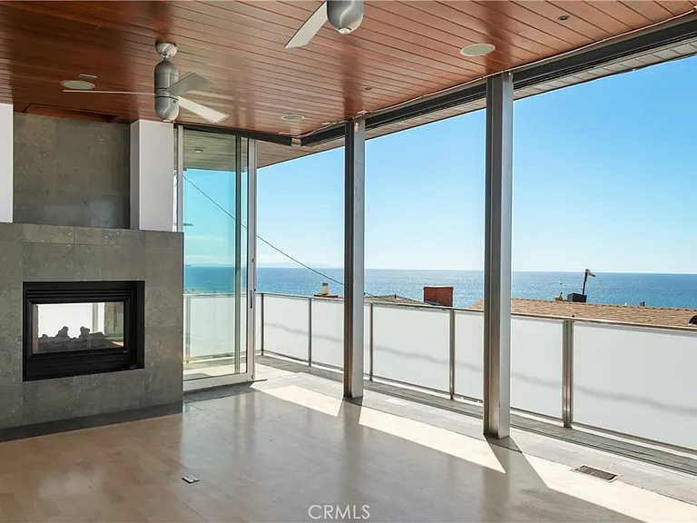 3316 Crest Dr — Photo 2