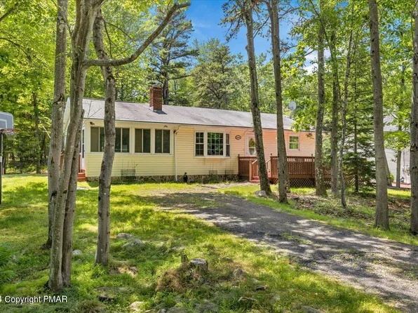 6299 Laurel Rd, Pocono Summit, PA 18346