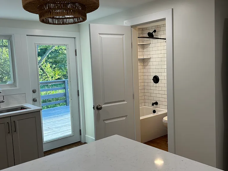 25 Fairlawn Ave #23 — Photo 16