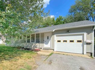 17 Huntington Ave, Manchester, NH 03109