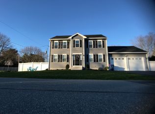 13 Studley St, Fairhaven, MA 02719