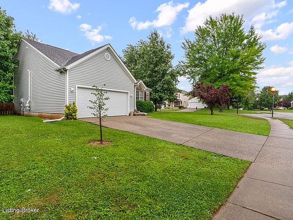 2nd image of 9707 River Trail Dr
