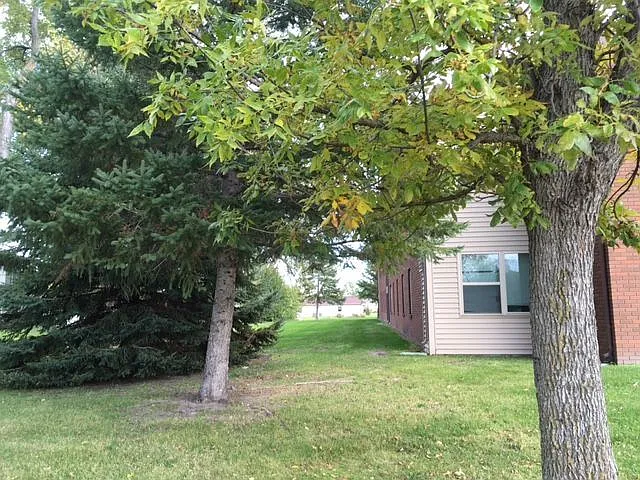 1120 Barrette St — Photo 8
