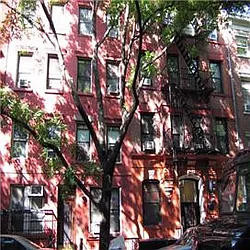 Rented by R New York