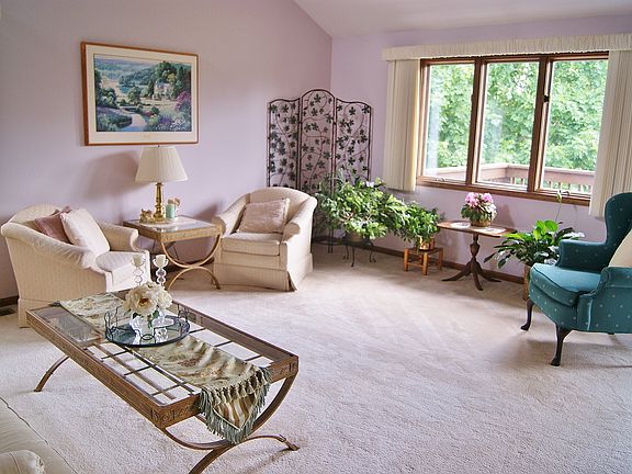 2nd image of 530 Echo Ct