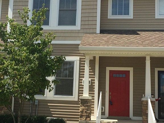 4th image of 201 Towne Square Park Unit 2105