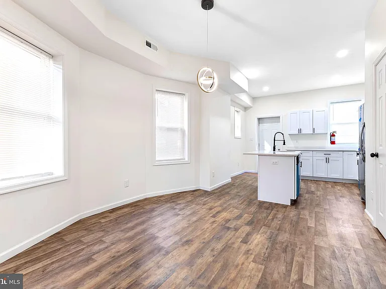 3324 Edmondson Ave — Photo 9