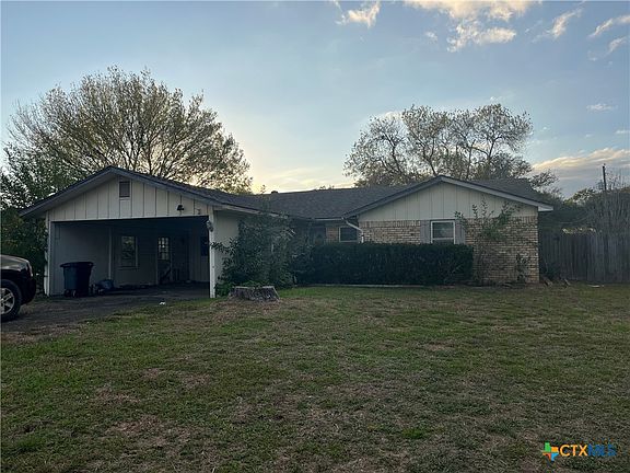 2nd image of 709 Pheasant Dr