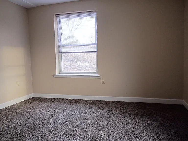 204 E Central St #6 — Photo 16