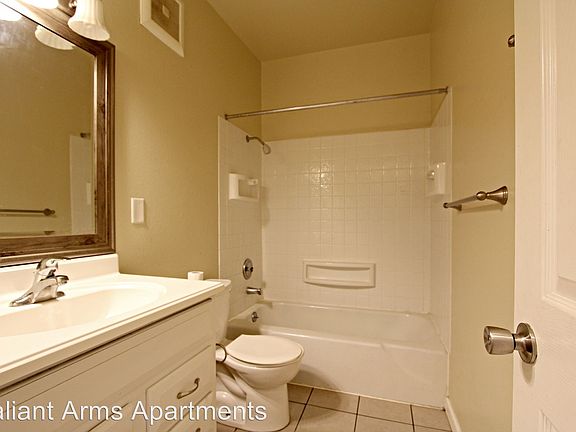 5th image of 22521 30th Ave S APT 11