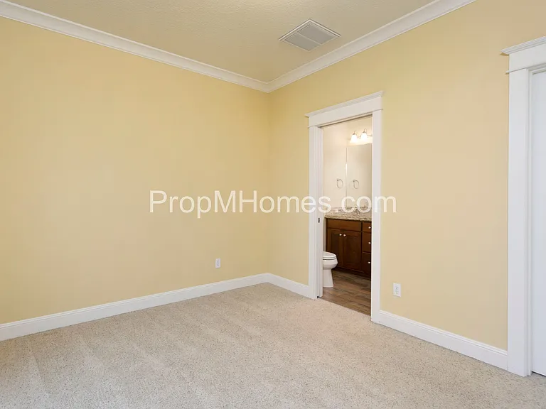 5121 N Williams Ave — Photo 12