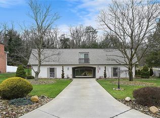 100 Radcliff Dr, Aliquippa, PA 15001