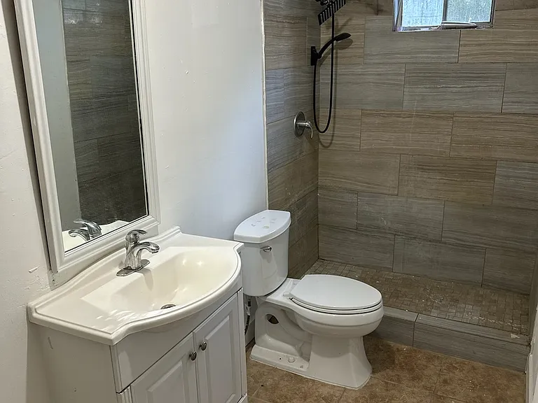 3502 W Lone Cactus Dr — Photo 3