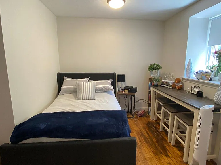 220 Beacon St #104 — Photo 2