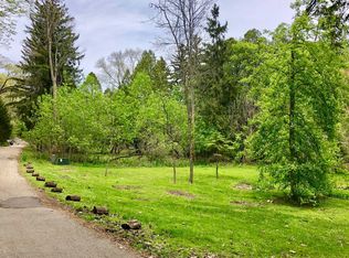 LT33 Lower Gardens Rd, Fontana, WI 53125