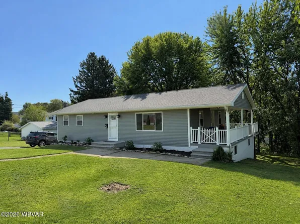 57 Hospital St, Pittston, PA 18640