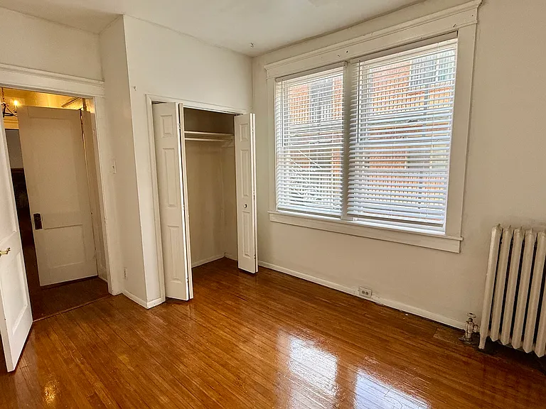 1255 Emerson St — Photo 4