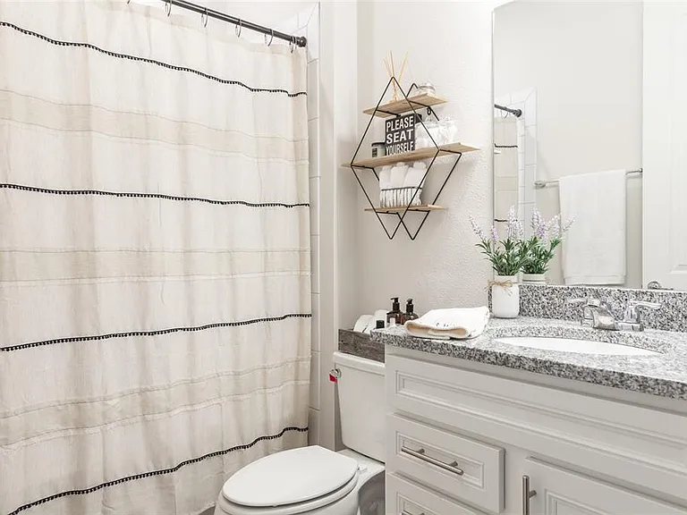 13877 Carlow Park Dr — Photo 5