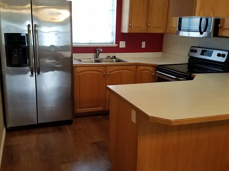 1050 S Orem Blvd #44 — Photo 3