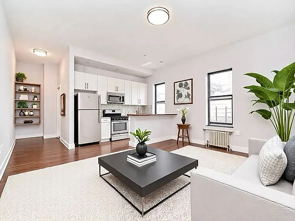 4th image of 100 W 139th St APT 46