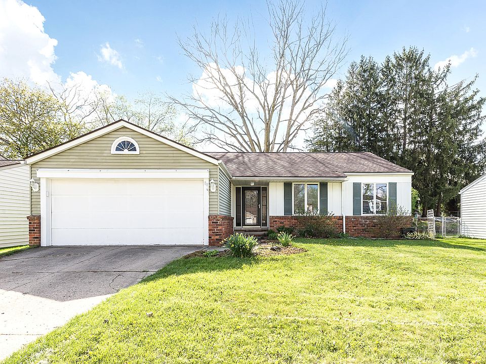 1st image of 88 Carriage Way