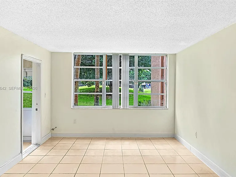 9410 Tangerine Pl #105 — Photo 15