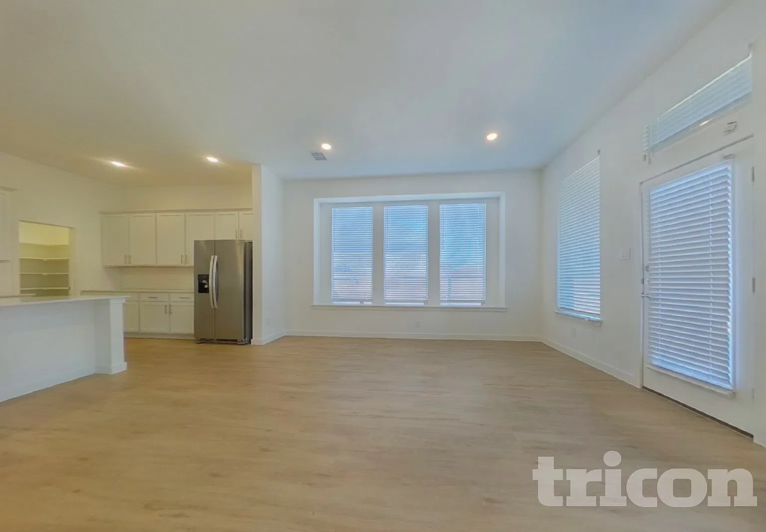 448 Lone Star Dr Justin TX — Photo 3