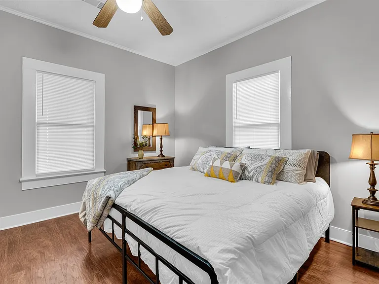 705 Whitfield St — Photo 11