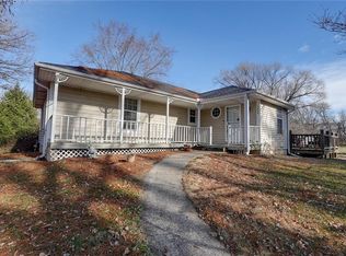 1225 S Berry Rd, Independence, MO 64057