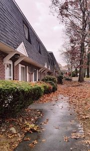 132 Thissell Ave APT 114, Dracut, MA, 01826
