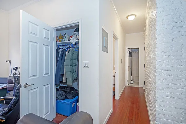 Rented by Keller Williams NYC | media 27