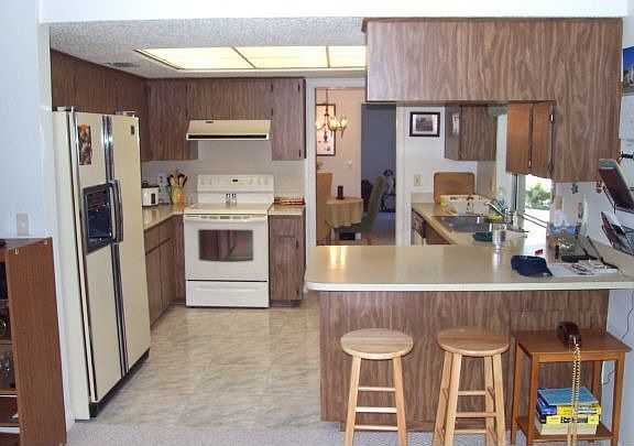 4th image of 7815 Scrub Oak Ct