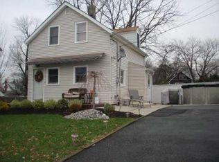 618 Ridgewood Ave, Woodbridge, NJ 07095