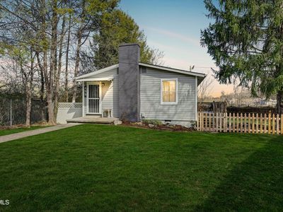 499 Twin Oaks Dr, Johnson City, TN, 37601