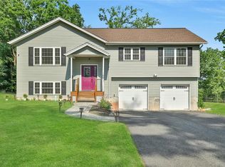 188 Grandview Ave, Nanuet, NY 10954