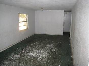 4th image of 10009 Latana Ave