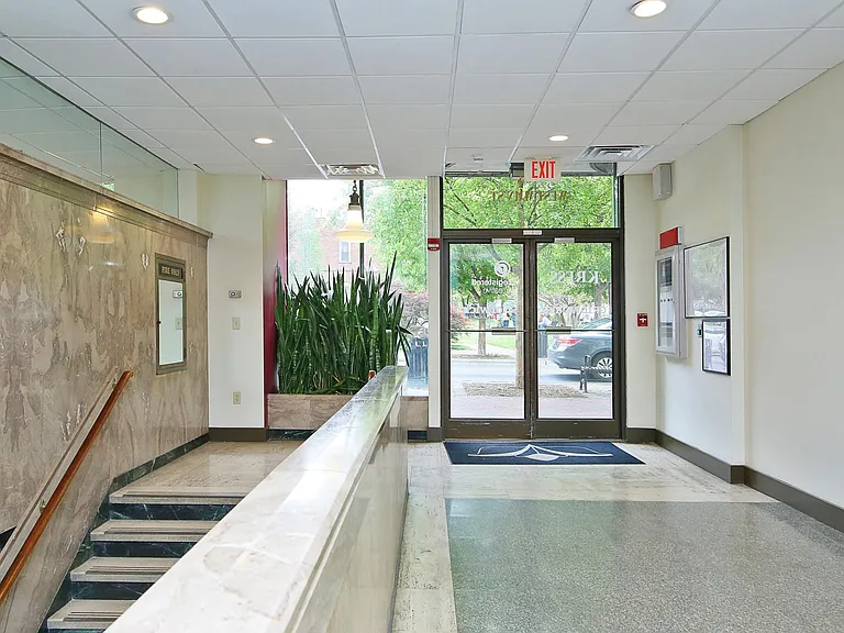 103 W Main St #202 — Photo 14