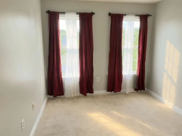 3318 Broker Ln, Woodbridge, VA 22193