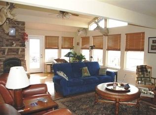 215 Pinnacle Pl, Chelan, WA 98816
