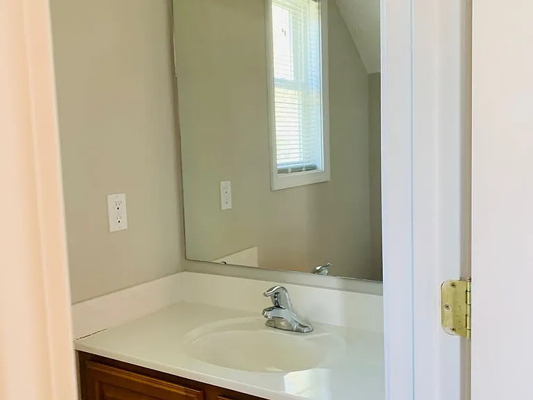 1465 Scott St — Photo 6