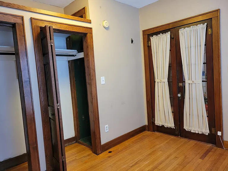 512 College Ave #1 — Photo 13