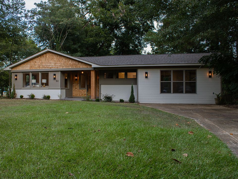 1st image of 512 Magnolia Dr