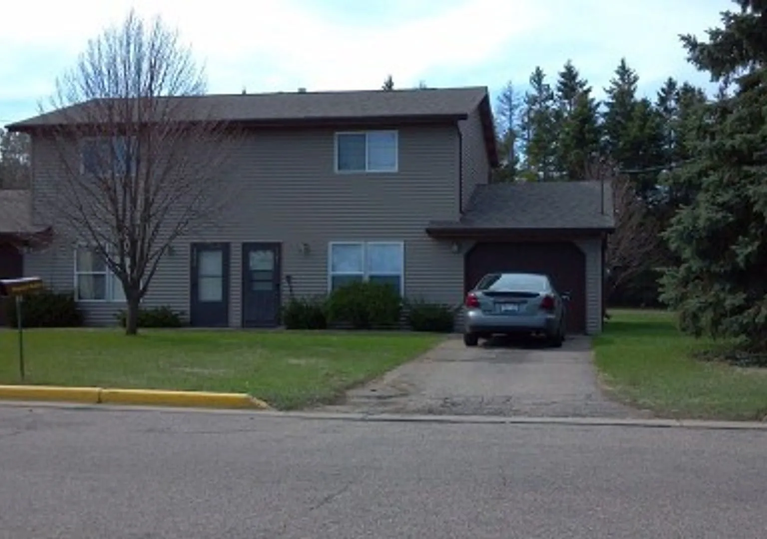 2 Bedroom Duplex — Photo 1