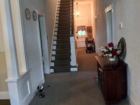 2nd image of 6527 Cleveland Rd