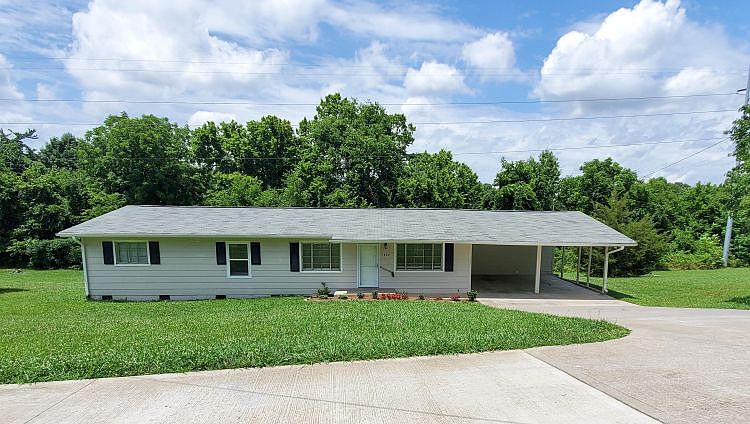 1st image of 1429 Lantana Ln