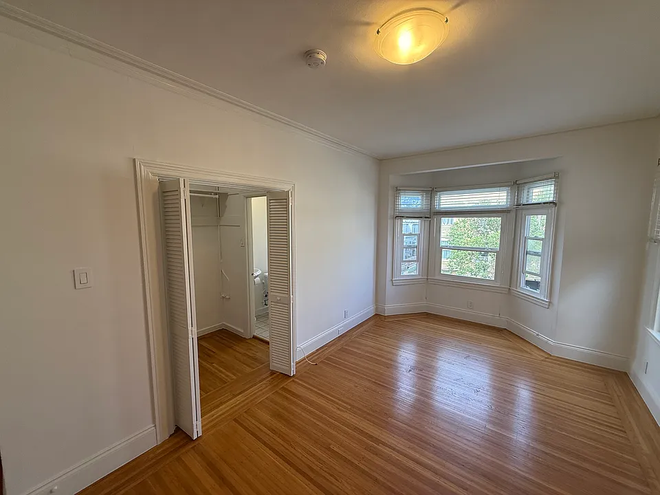 307 Valencia St #310